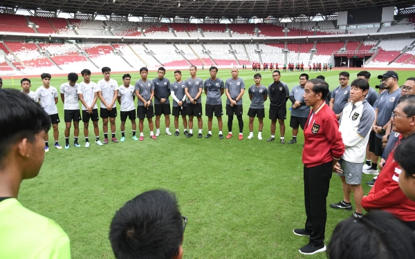 Thumbnail Berita - Di Hadapan Timnas U-20, Jokowi: Saya Sudah Berusaha Sekuat Tenaga