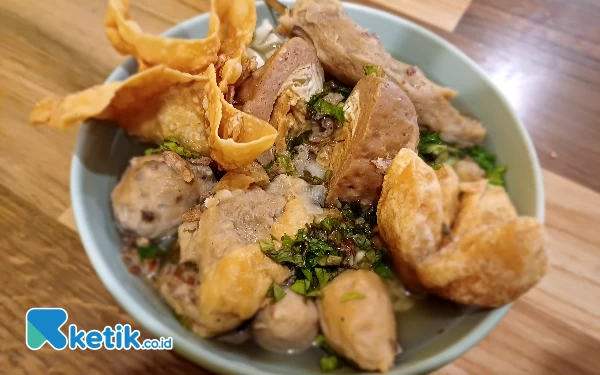 Thumbnail Berita - Nikmatnya Bakso Telur Asin