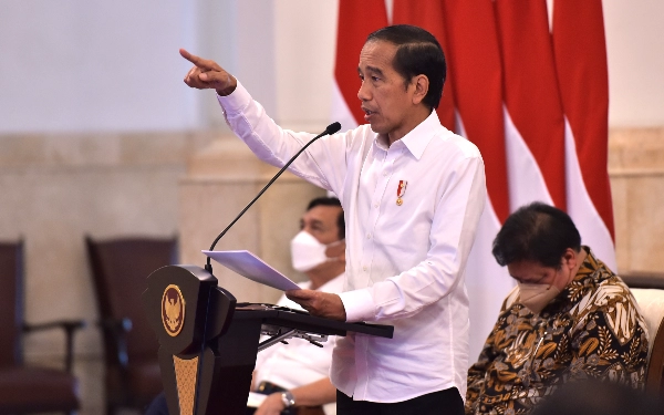 Thumbnail Berita - Presiden RI Tegaskan Masa Jabatan Kepala Desa 6 Tahun