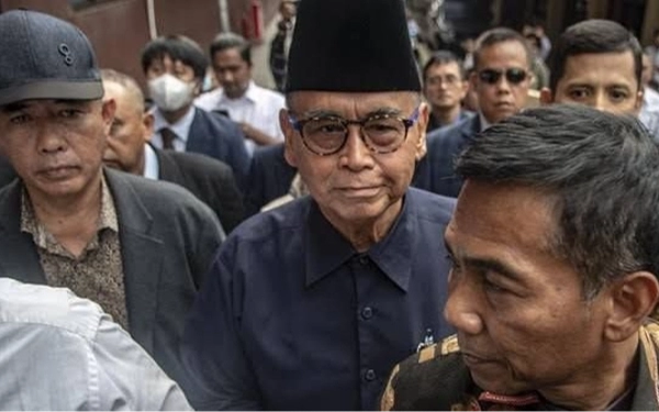 Mangkir dengan Alasan Sakit, Bareskrim Polri Kembali Panggil Panji Gumilang