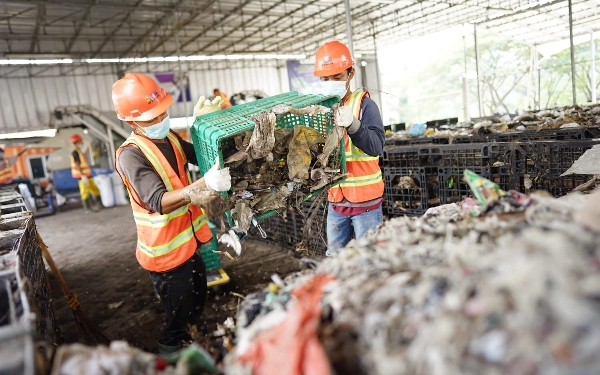 Thumbnail Berita - Lewat Co-Firing, 40 PLTU PLN Grup Mampu Turunkan Emisi