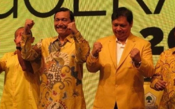 Thumbnail Berita - Wacana Munaslub Golkar Menguat, Luhut Masuk Bursa Pengganti Airlangga