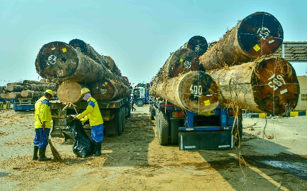 Thumbnail Berita - [Berita Foto] Sisi Humanis Transformasi SPMT Tanjung Emas