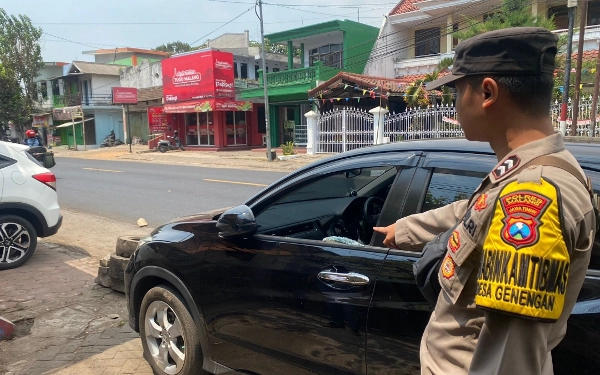 Thumbnail Berita - Waspada! Pelaku Pencurian Pecah Kaca Mobil Beraksi di Kabupaten Malang