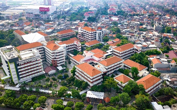 Thumbnail Berita - TOP! Ubaya Raih Predikat Universitas Unggul dari BAN-PT