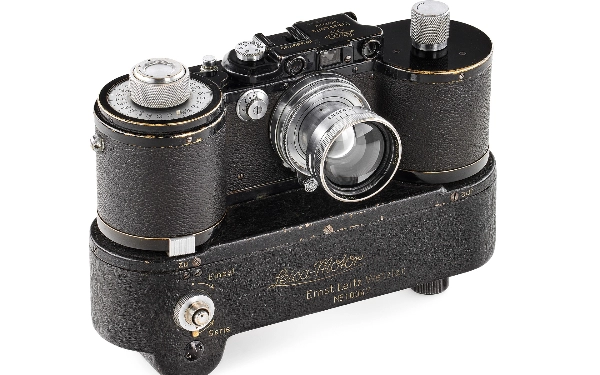 Thumbnail Berita - Wow! Kamera Perang Leica Laku Rp14 Miliar, Ini Istimewanya