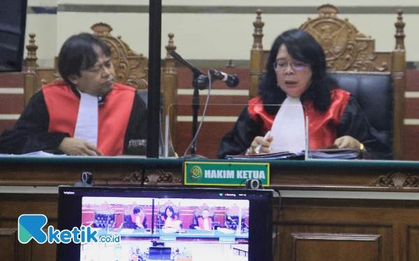 Hakim Tipikor Perkara Pemotongan Insentif BPPD Sidoarjo: Kalau Takut, Berhenti. Jangan Dilanjutkan!