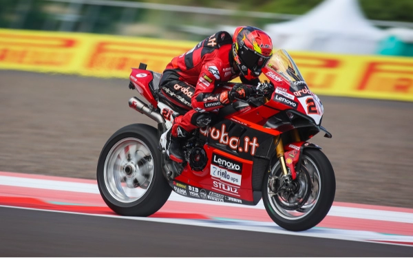 Thumbnail Berita - Hari Pertama WSBK Mandalika, Pembalap Ducati Ruben Rinaldi Berkuasa Penuh