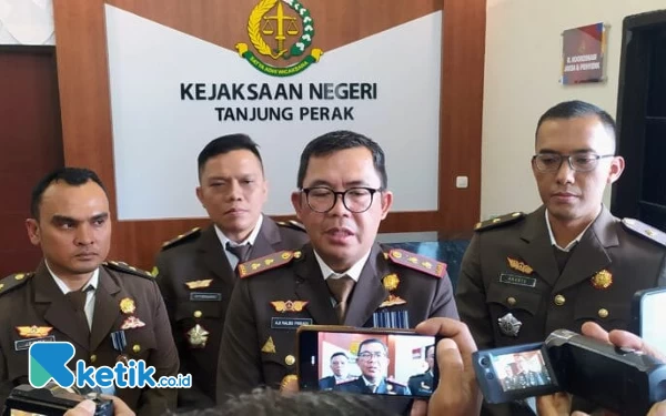 Thumbnail Berita - Kejari Tanjung Perak Mulai Selidiki Korupsi Rp 11,5 Miliar